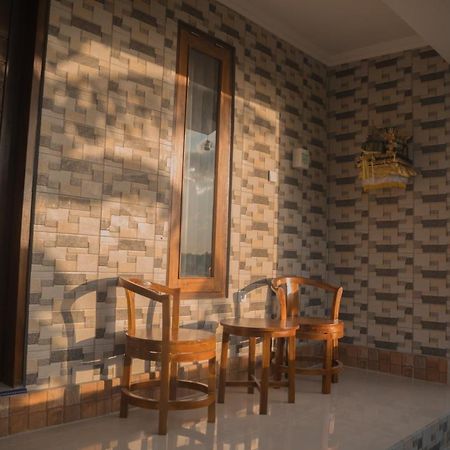 Prasi Sunrise Homestay Toyapakeh المظهر الخارجي الصورة