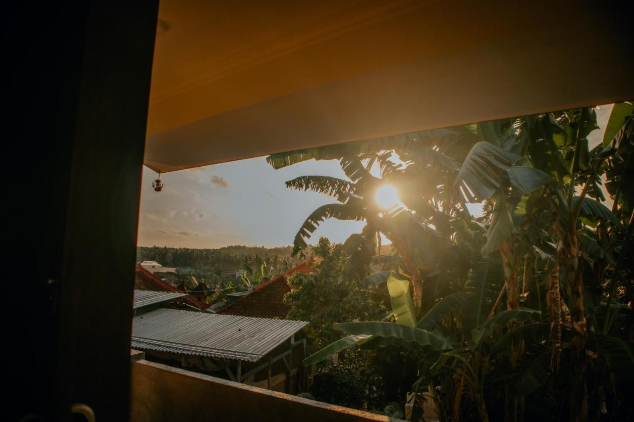 Prasi Sunrise Homestay Toyapakeh المظهر الخارجي الصورة