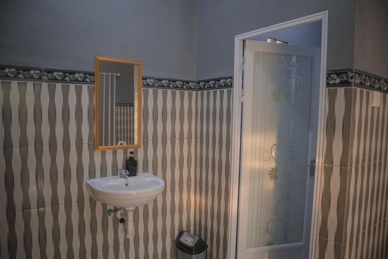 Prasi Sunrise Homestay Toyapakeh المظهر الخارجي الصورة