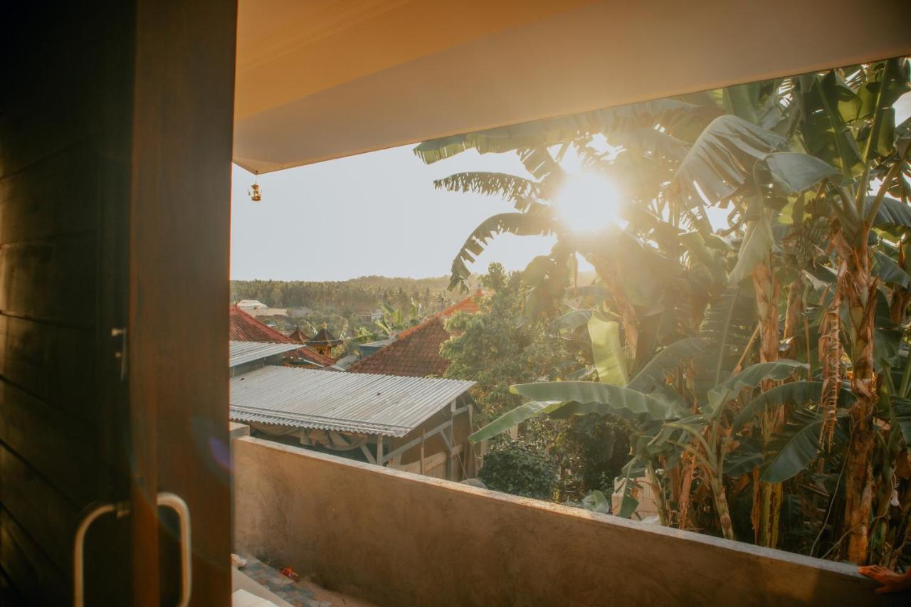 Prasi Sunrise Homestay Toyapakeh المظهر الخارجي الصورة