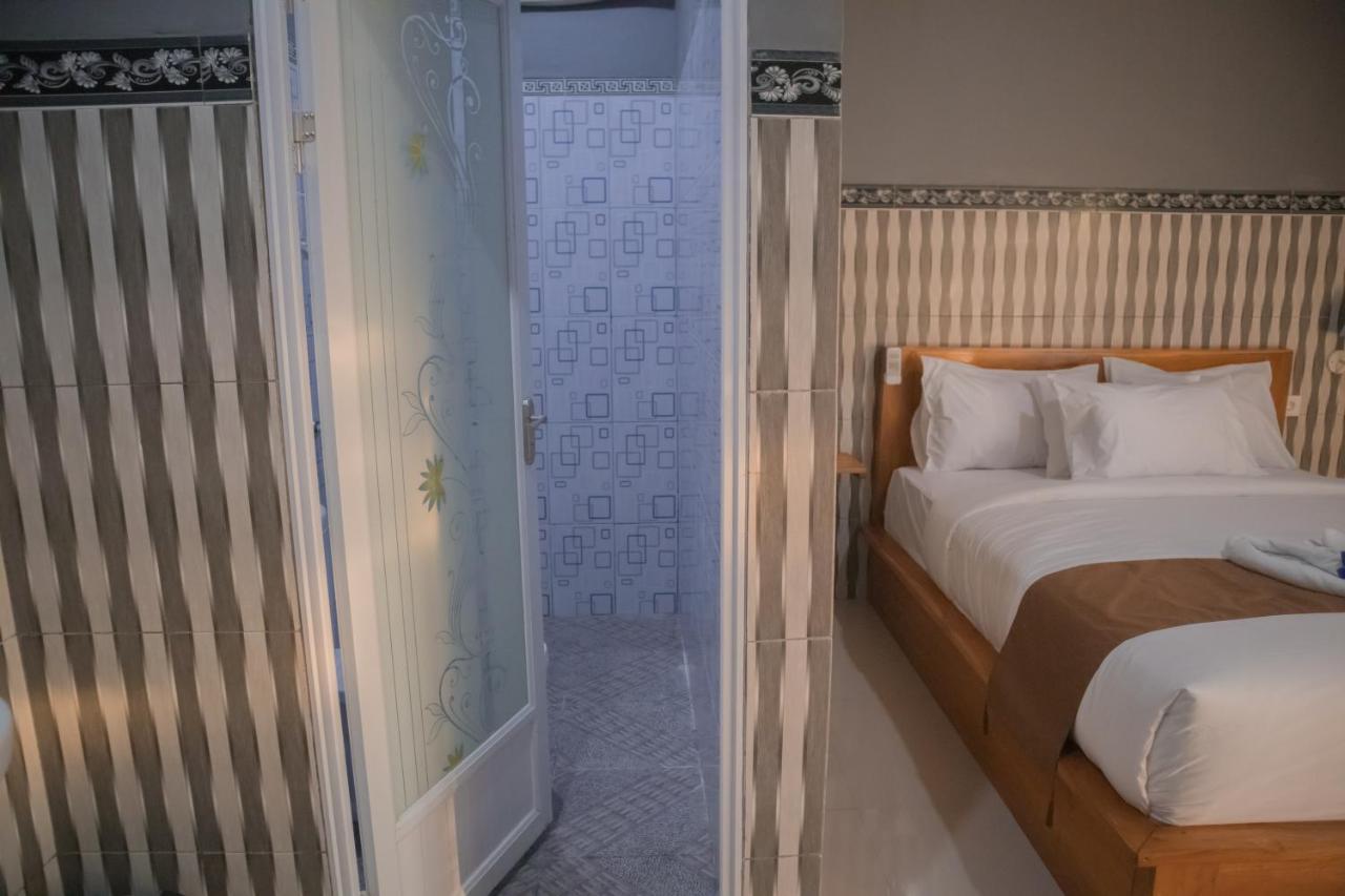 Prasi Sunrise Homestay Toyapakeh المظهر الخارجي الصورة