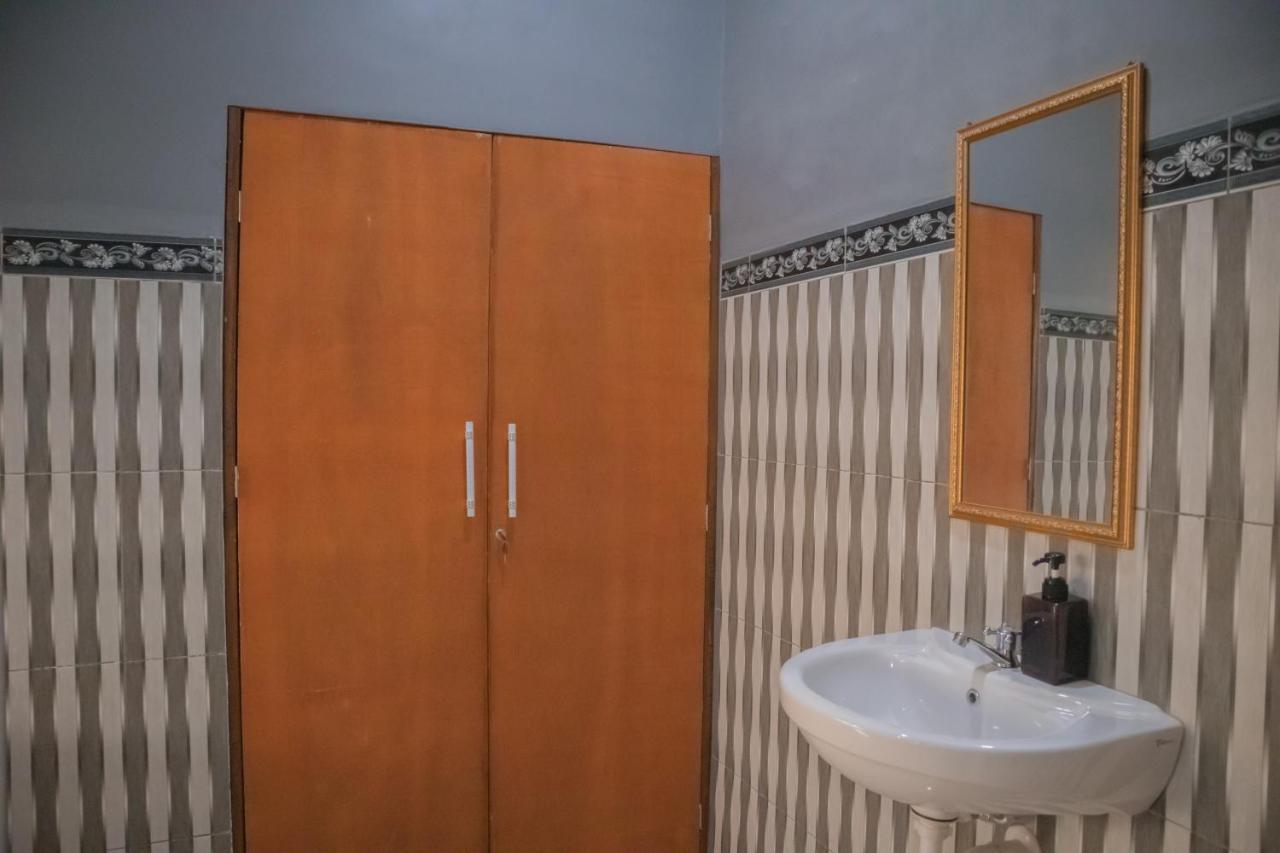 Prasi Sunrise Homestay Toyapakeh المظهر الخارجي الصورة
