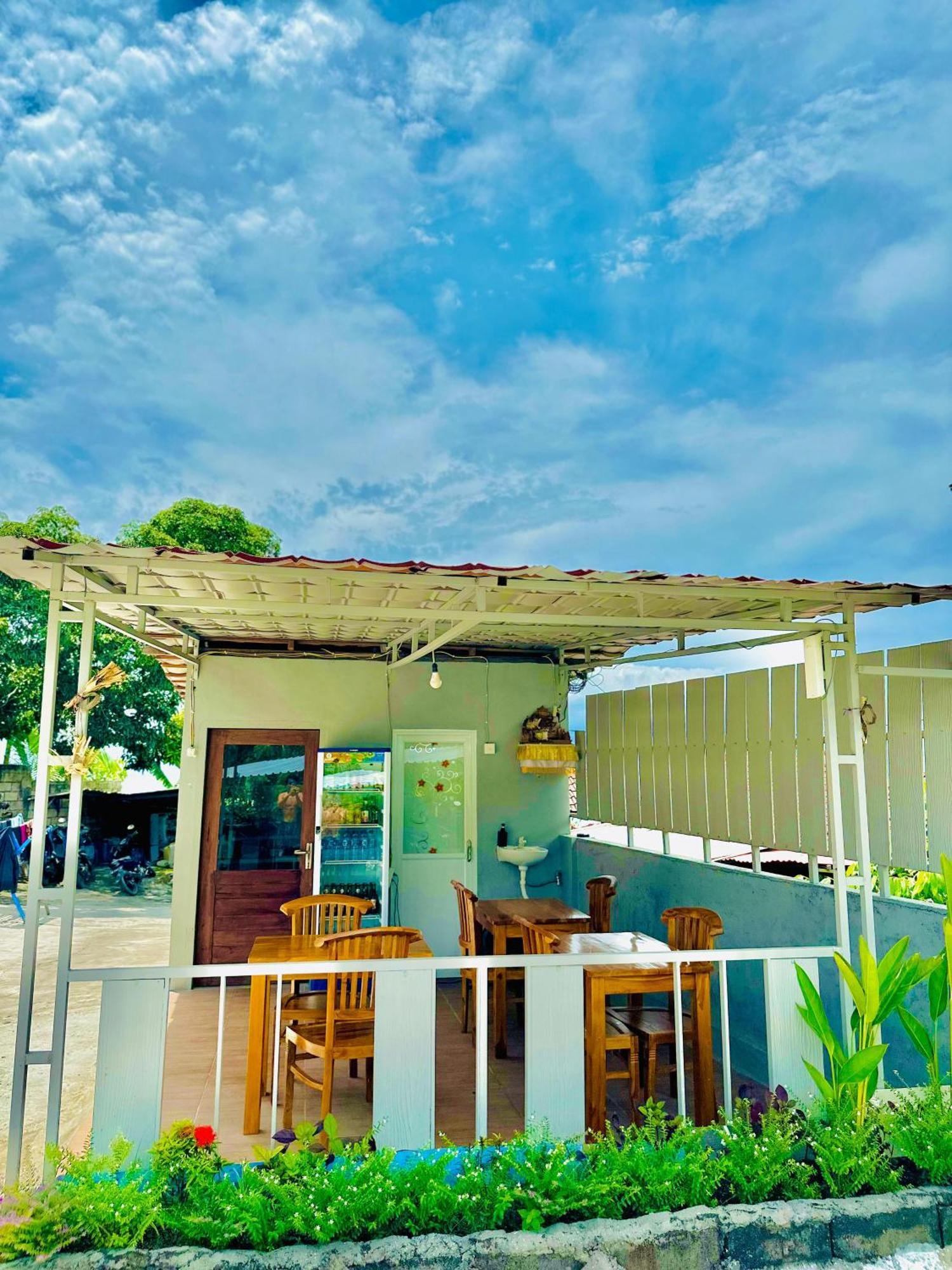 Prasi Sunrise Homestay Toyapakeh المظهر الخارجي الصورة